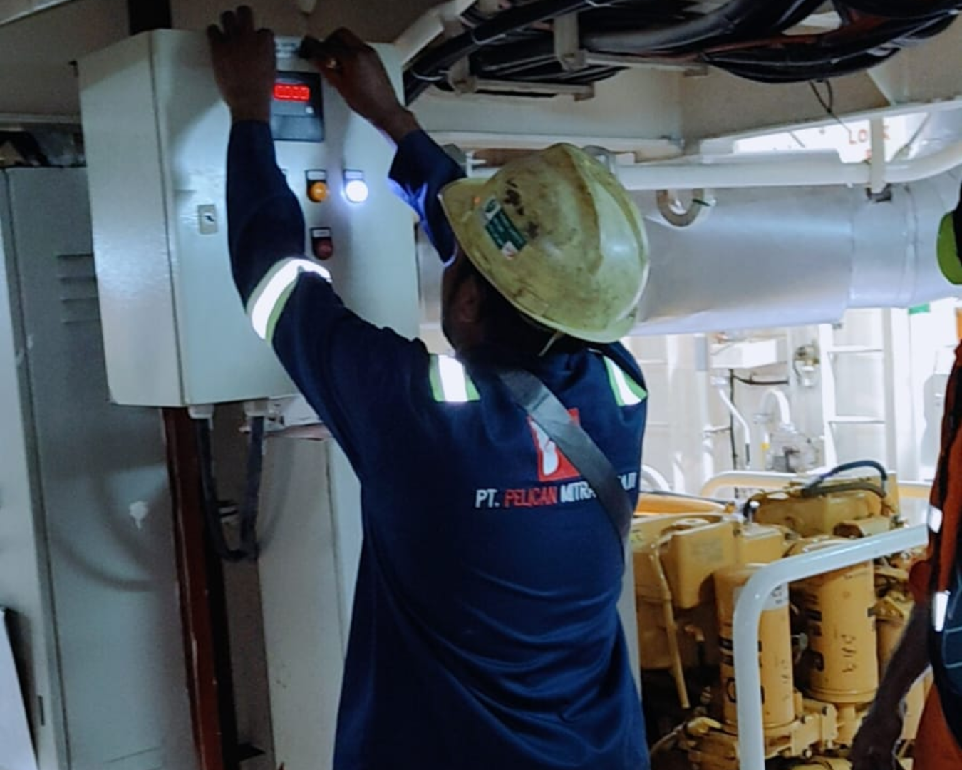 Read more about the article Marine & Industrial Control Panel